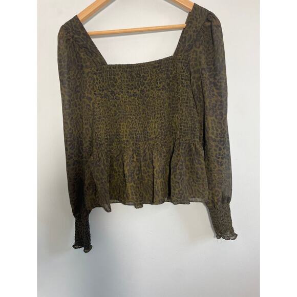 Nine West women’s sz Small square neck long sleeve green leopard print blouse - Picture 7 of 8